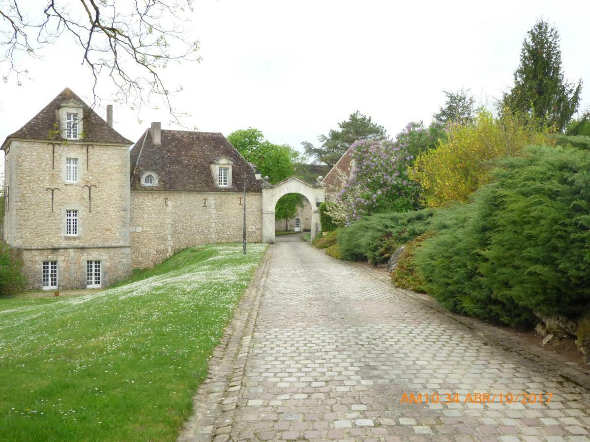 Château de Montramé Soisy-Bouy Exterior foto
