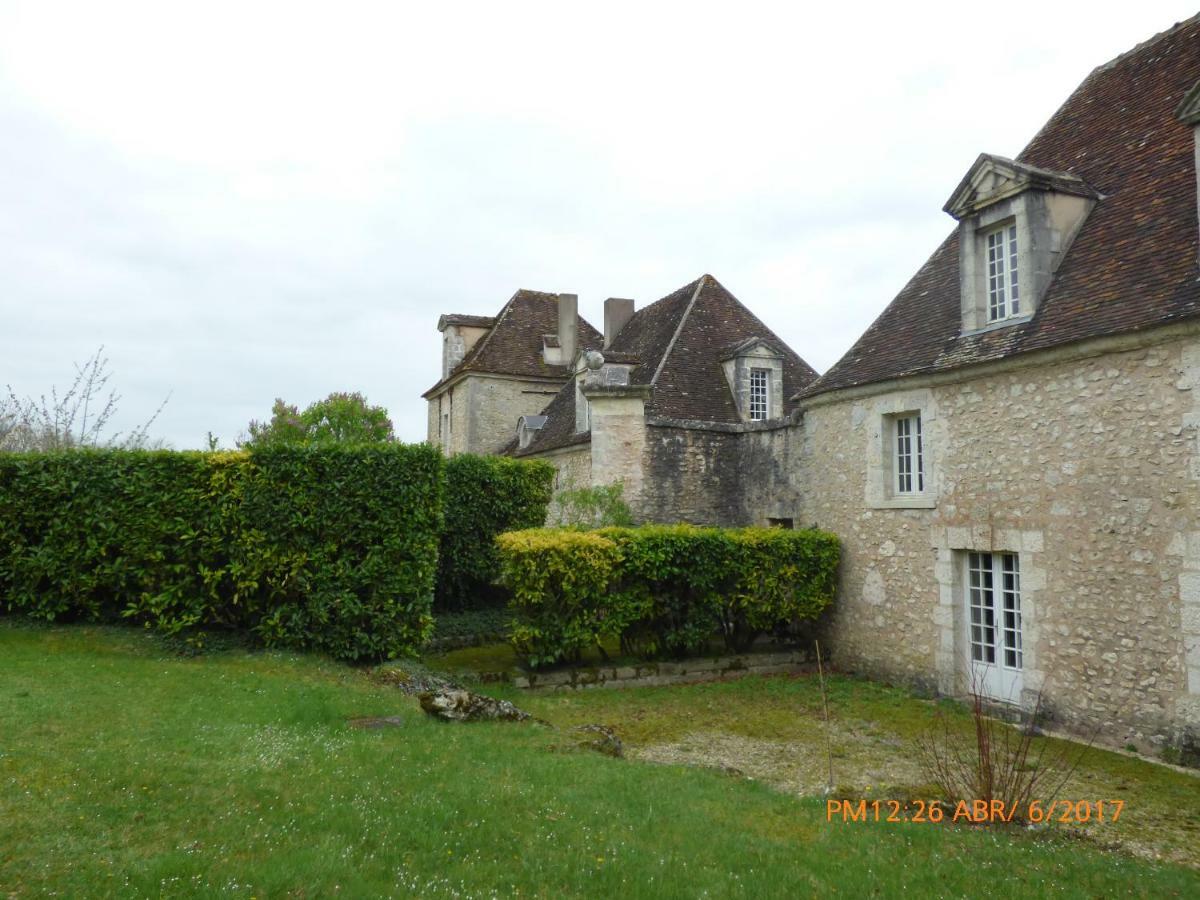 Château de Montramé Soisy-Bouy Exterior foto